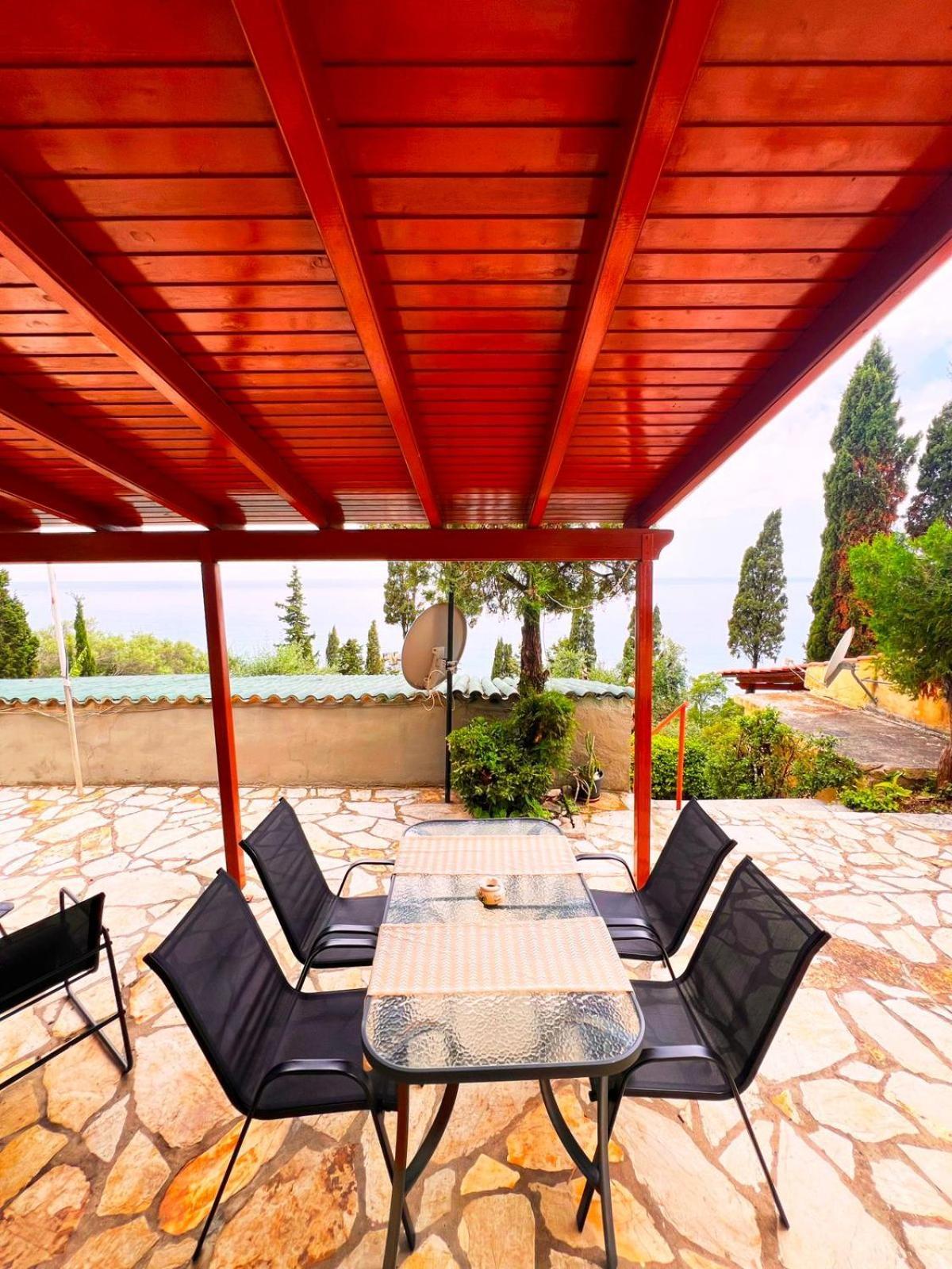 Stefanos Apartments By Sv Alians Агиос-Гордиос Экстерьер фото